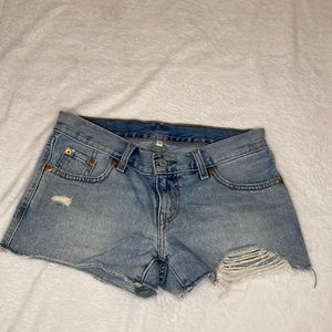Levi’s jean shorts size 24